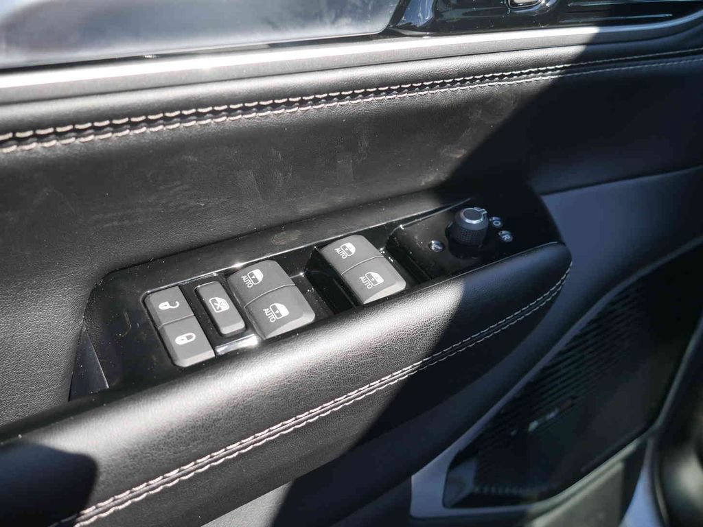 New 2026 Jeep Grand Wagoneer Limited AWD/4WD image 27