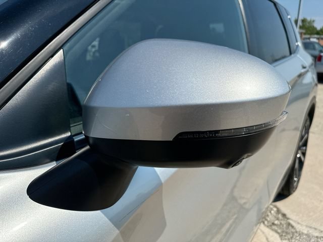 Used 2024 Mitsubishi Outlander SE AWD/4WD image 51