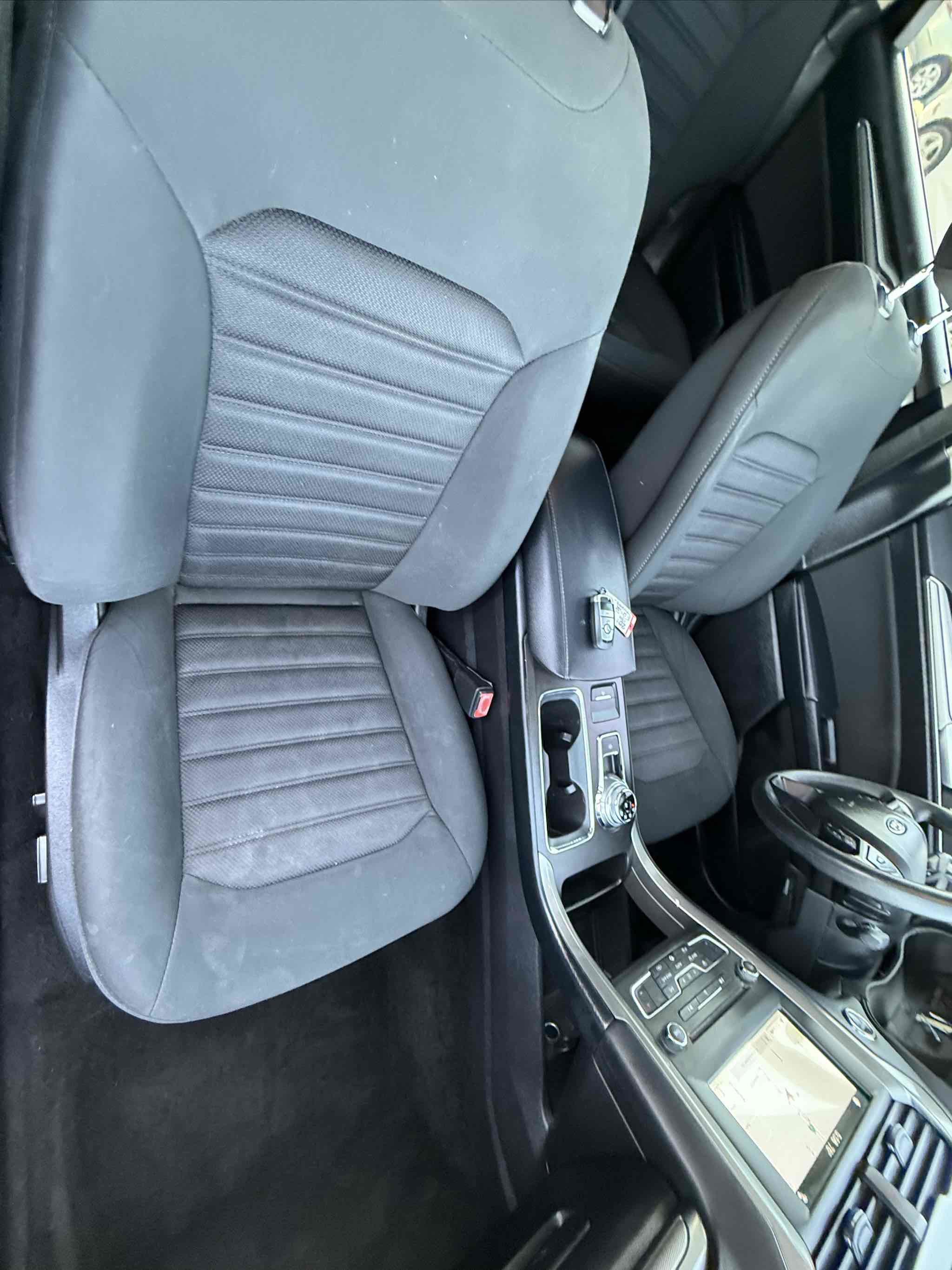 Used 2018 Ford Fusion SE w/ Fusion SE Technology Package FWD image 42