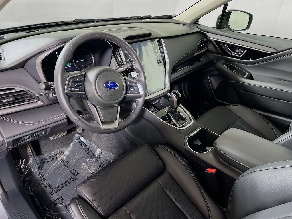 Certified 2025 Subaru Outback Limited w/ Popular Package #2 image 9