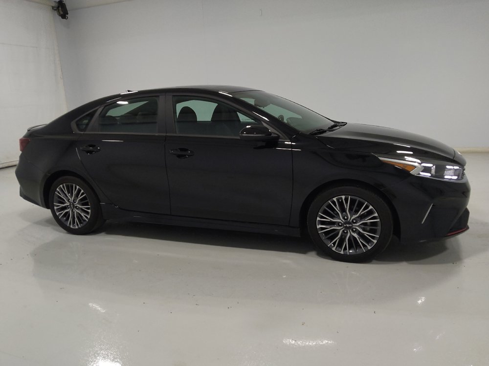 Used 2023 Kia Forte GT-Line w/ GT-Line Premium Package FWD image 11