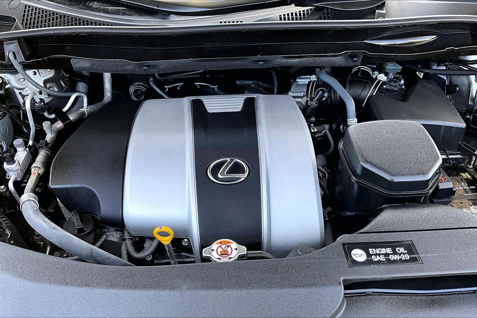 Used 2018 Lexus RX 350 FWD w/ Premium Package image 32