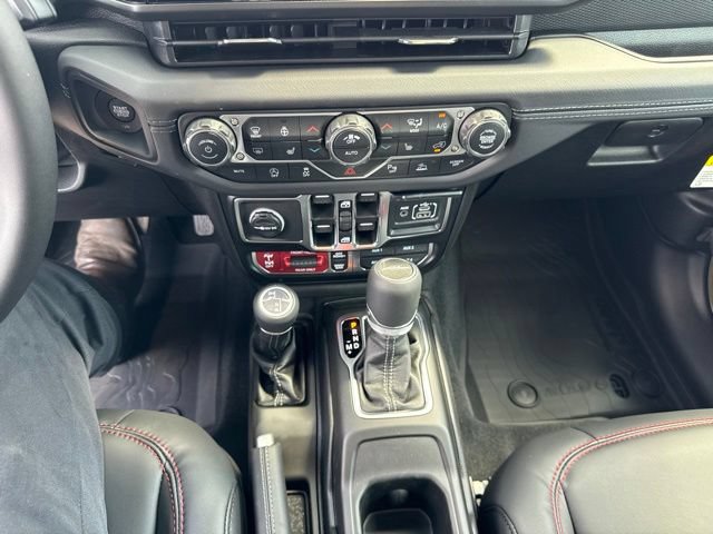 New 2026 Jeep Gladiator Rubicon w/ Safety Group AWD/4WD image 13