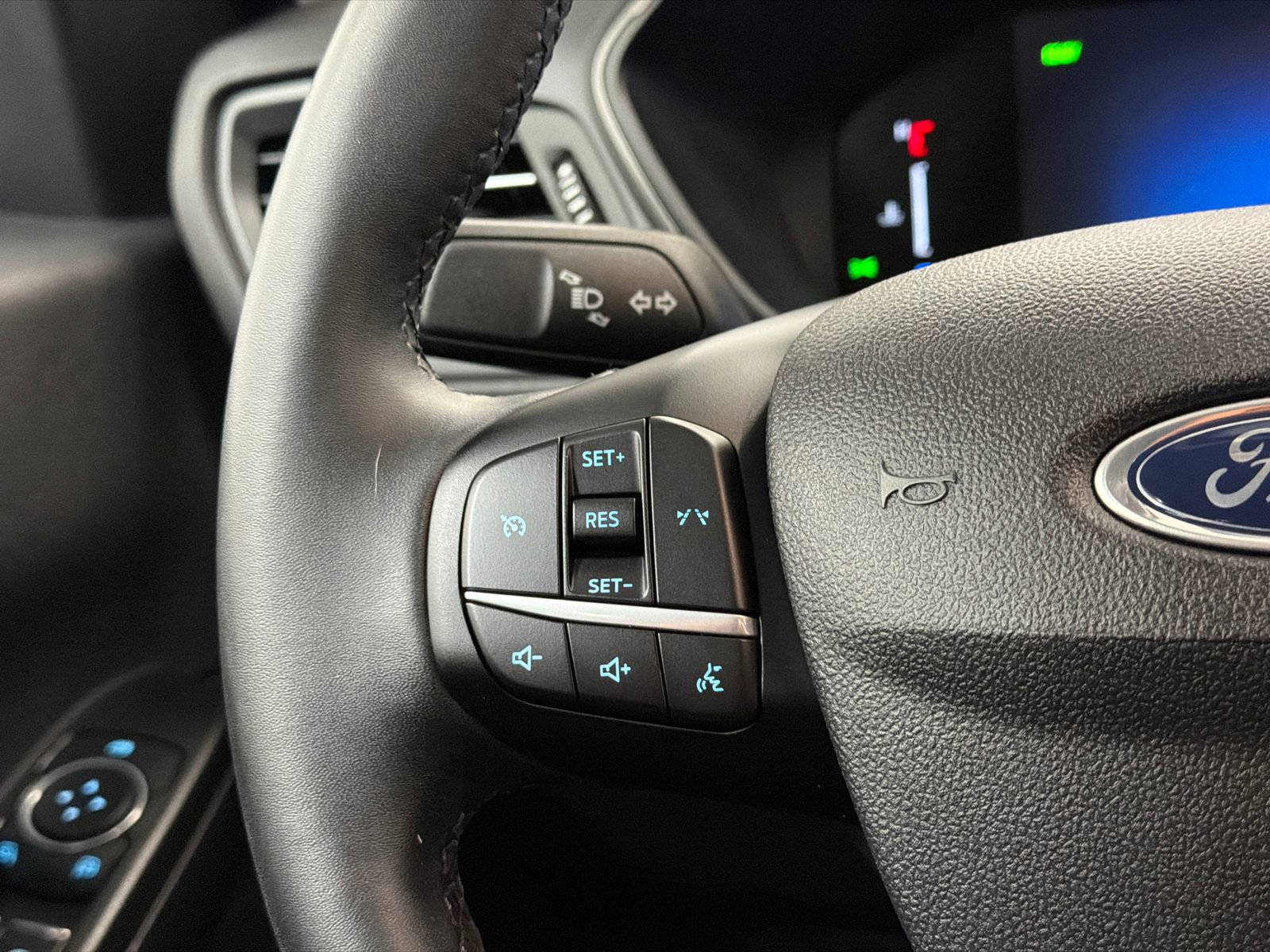 Used 2023 Ford Escape Active image 21