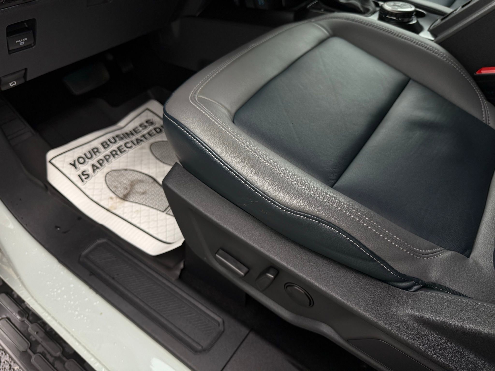 Used 2024 Ford Bronco Outer Banks image 49