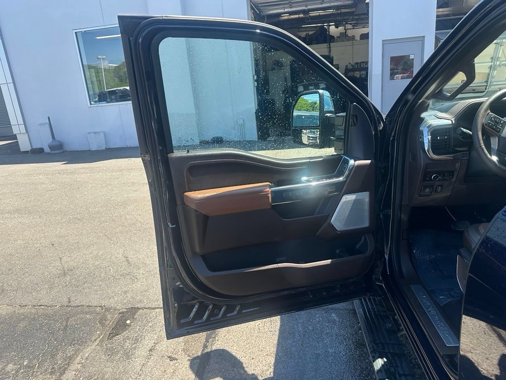 Used 2025 Ford F150 King Ranch AWD/4WD image 13