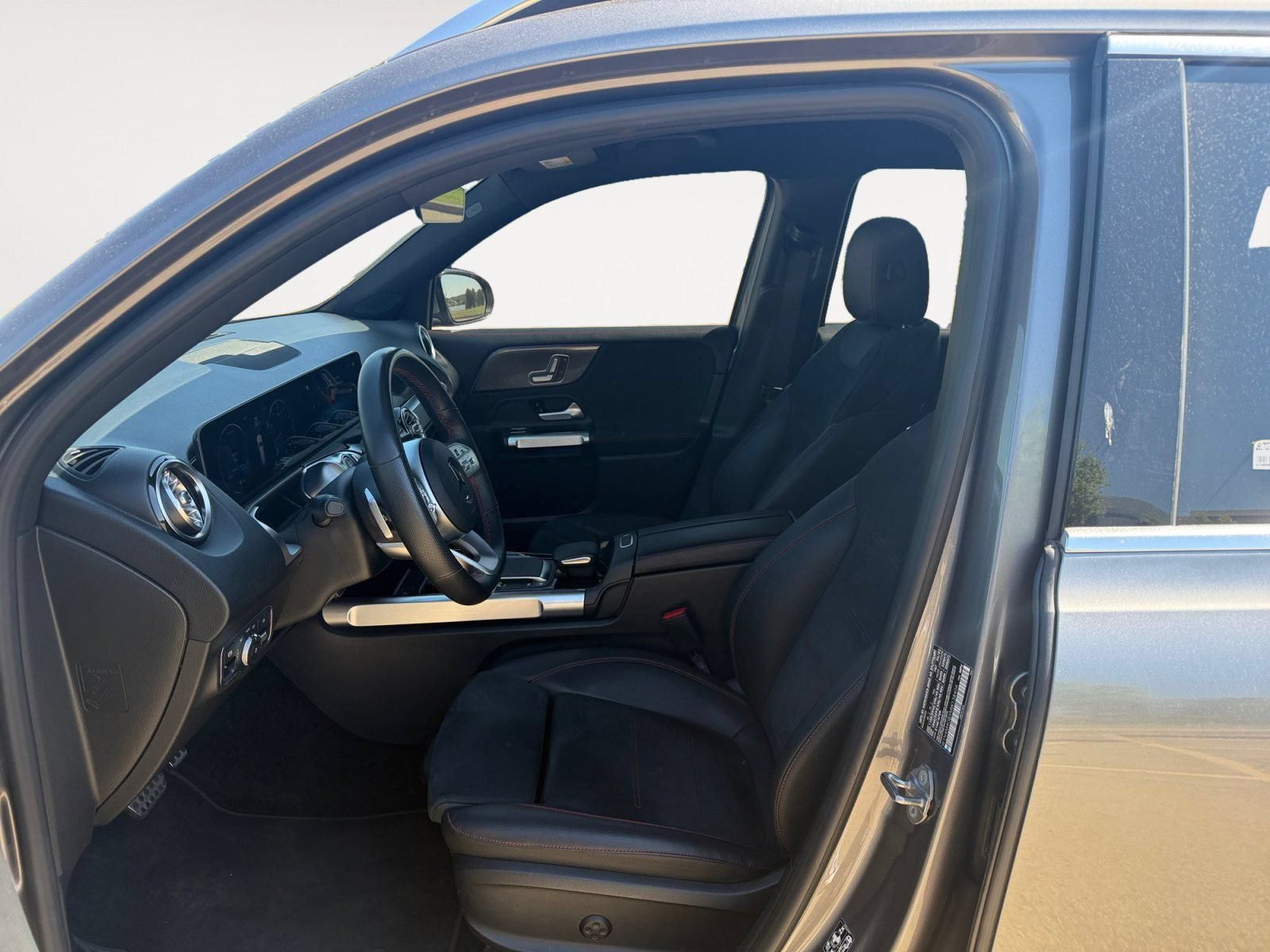 Used 2021 Mercedes-Benz GLB 250 image 9