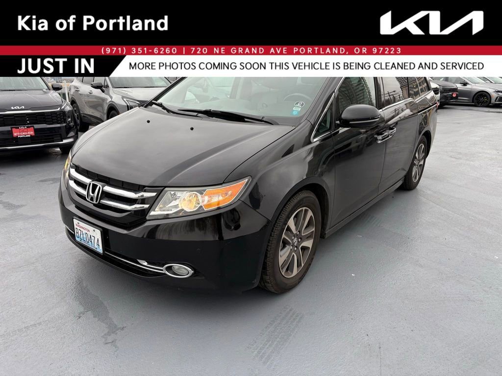 Used 2016 Honda Odyssey Touring