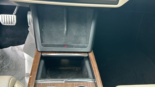 Used 2021 Tesla Model S Plaid image 21
