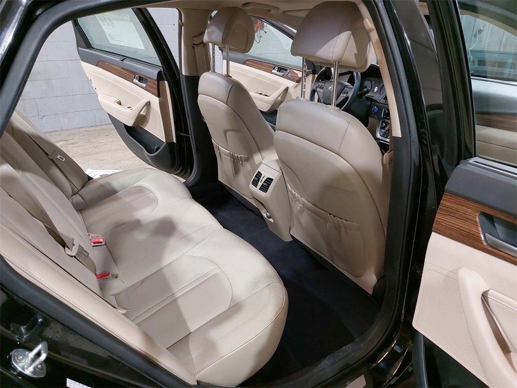 Used 2016 Hyundai Sonata Limited w/ Option Group 02 image 11