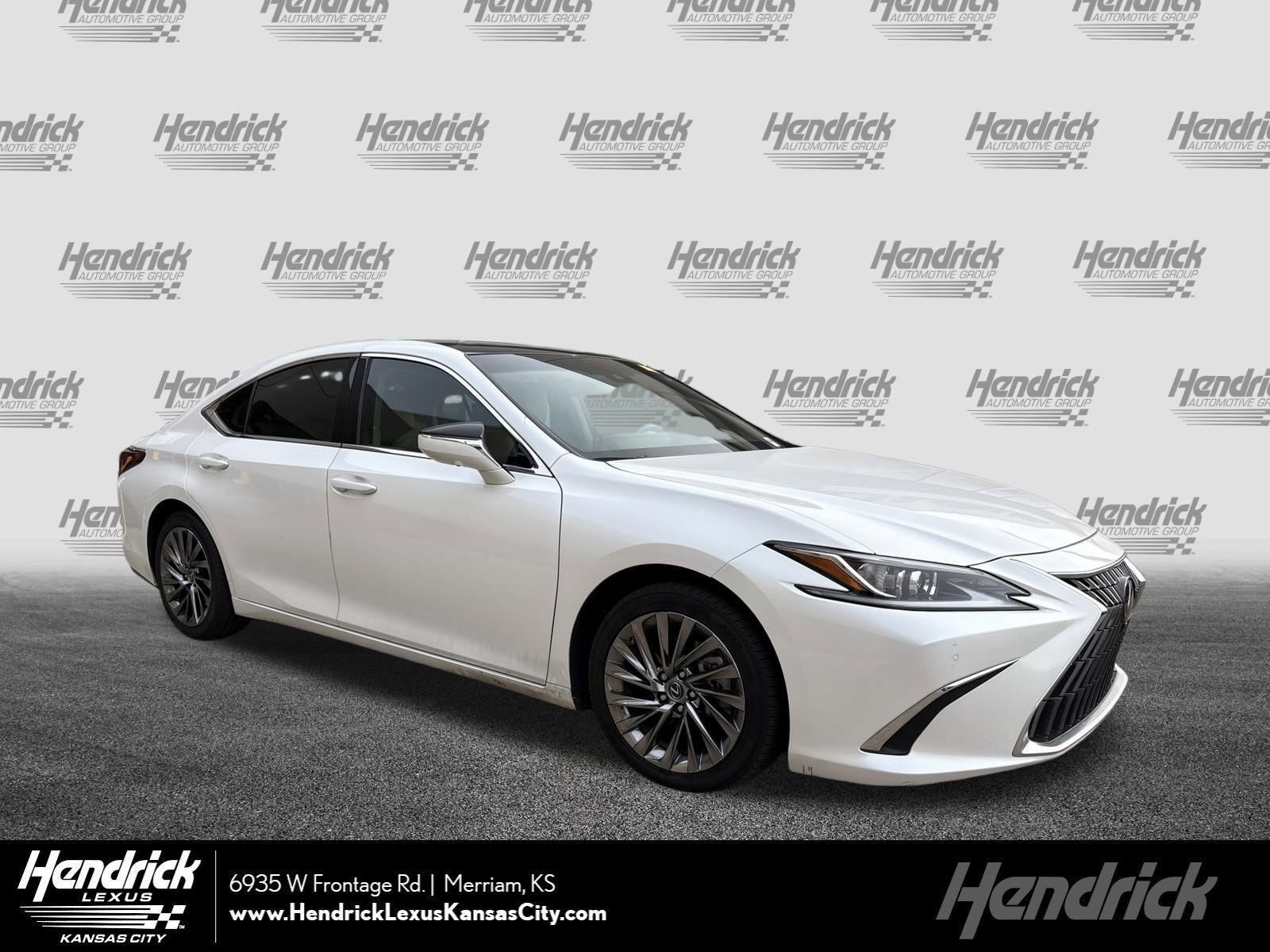 Used 2024 Lexus ES 350 350 Luxury w/ Accessory Package (Z1) image 1