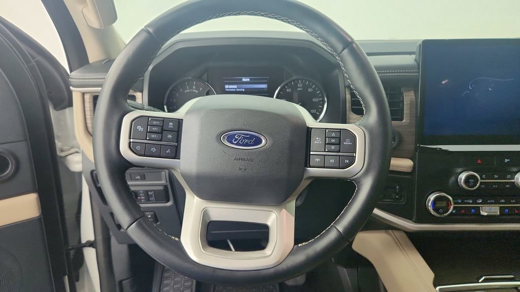 Used 2022 Ford Expedition Max Limited AWD/4WD image 19