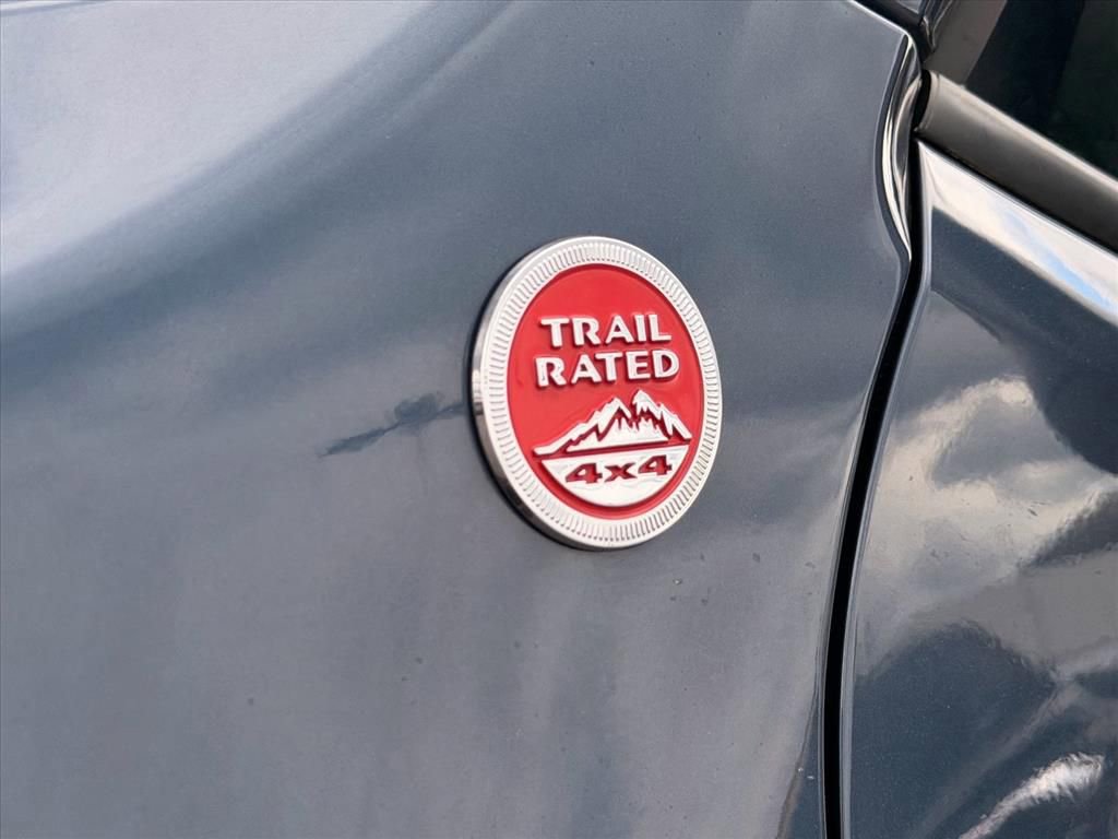 Used 2021 Jeep Renegade Trailhawk image 14