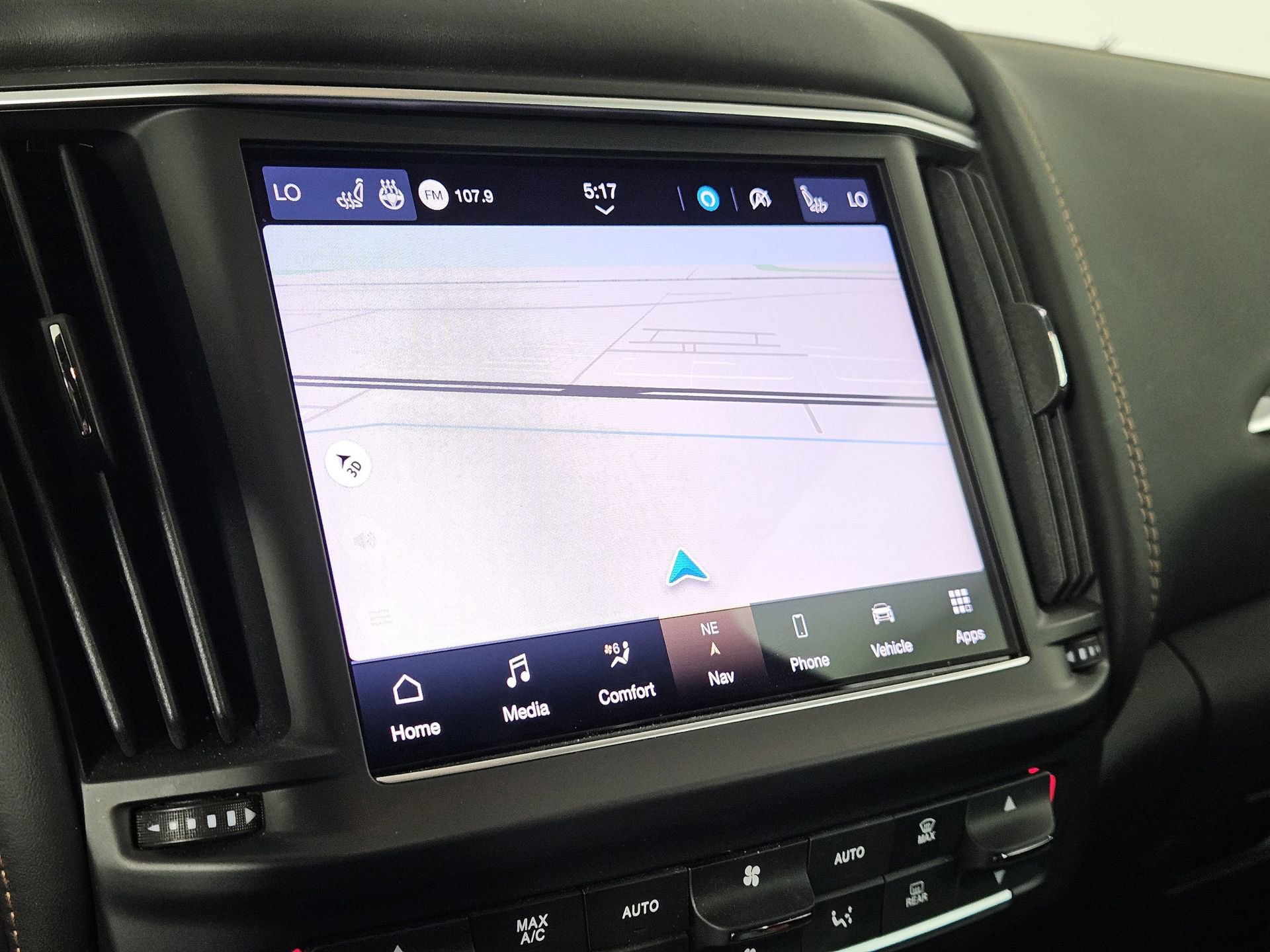 Used 2022 Maserati Levante Modena AWD/4WD image 26