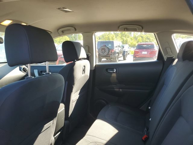 Used 2014 Nissan Rogue S w/ Convenience Package AWD/4WD image 8