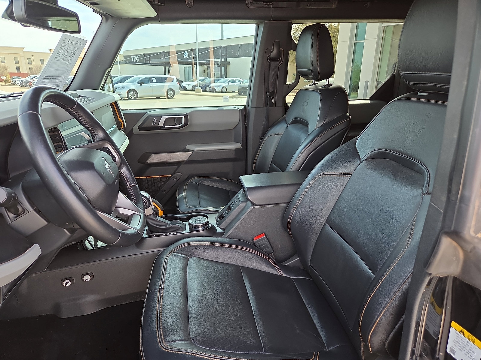 Used 2022 Ford Bronco Badlands image 14