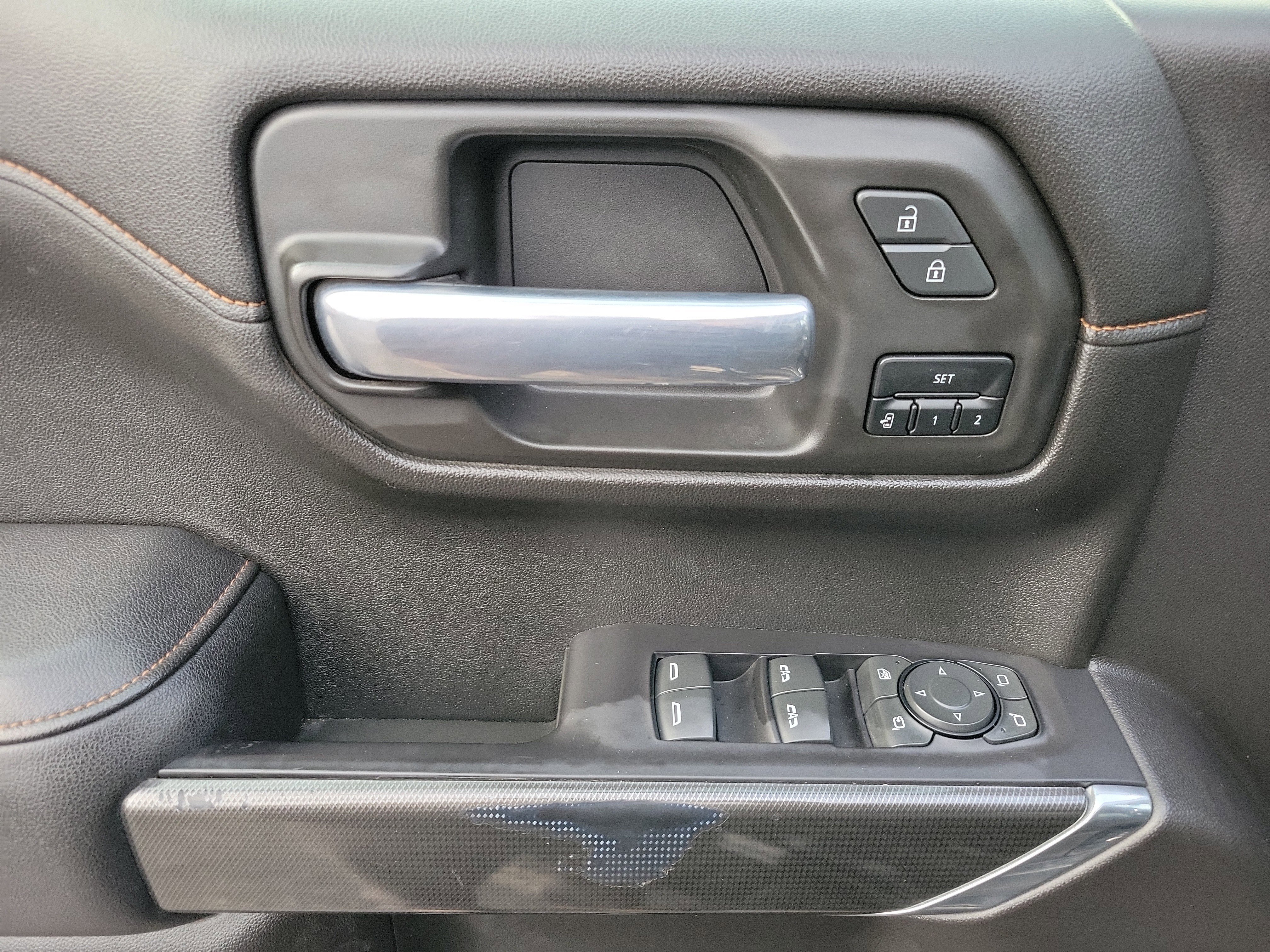 Used 2021 GMC Sierra 1500 AT4 w/ AT4 Premium Package image 8