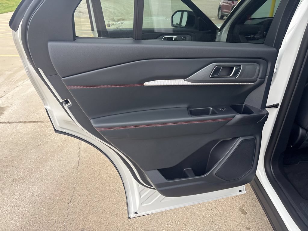 New 2026 Ford Explorer ST AWD/4WD image 27