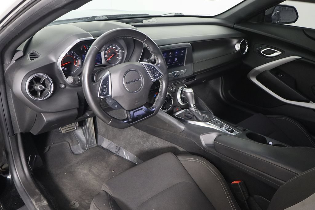 Used 2020 Chevrolet Camaro LS RWD image 18