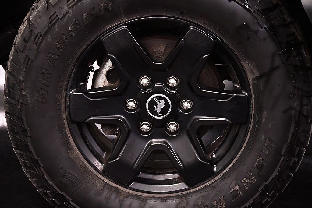 Used 2023 Ford Bronco Black Diamond image 9