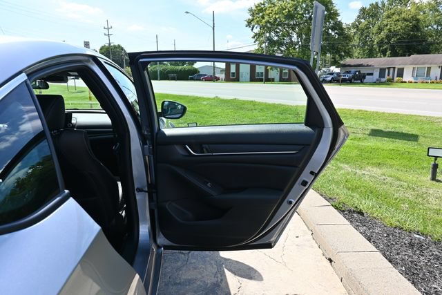 Used 2018 Honda Accord Sport image 20