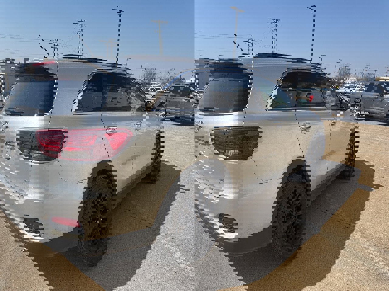 Used 2020 Kia Sorento S image 6