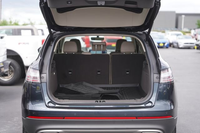 Used 2023 Lincoln Nautilus Reserve w/ Luxury Package image 32