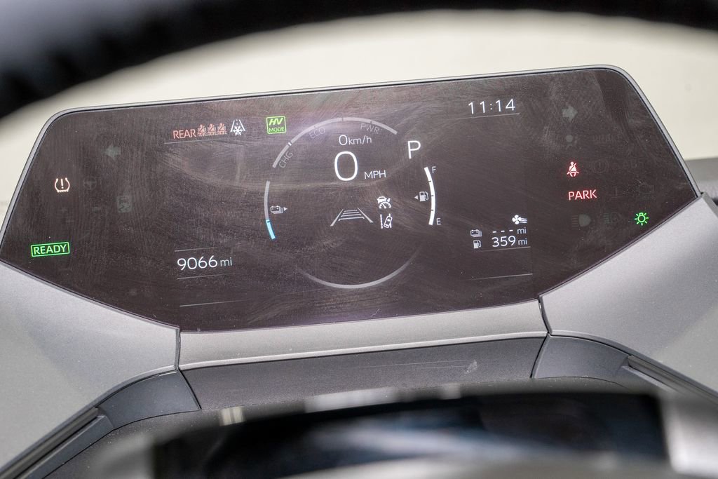 Used 2025 Toyota Prius Plug-In Hybrid image 17