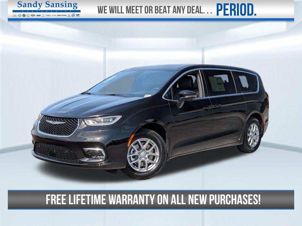 New 2026 Chrysler Pacifica Select image 1