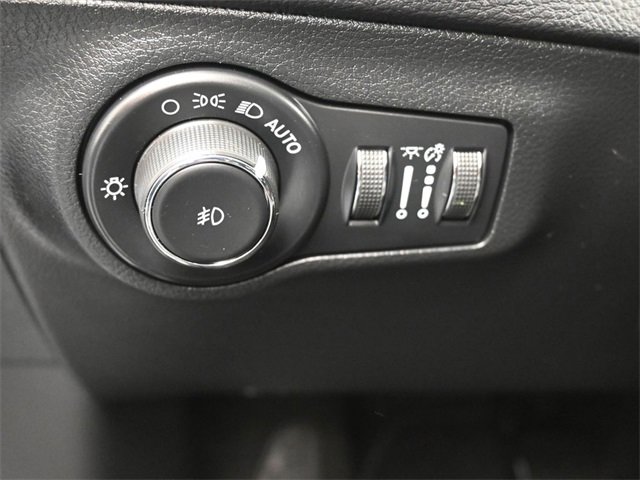 Used 2021 Jeep Compass Limited image 21