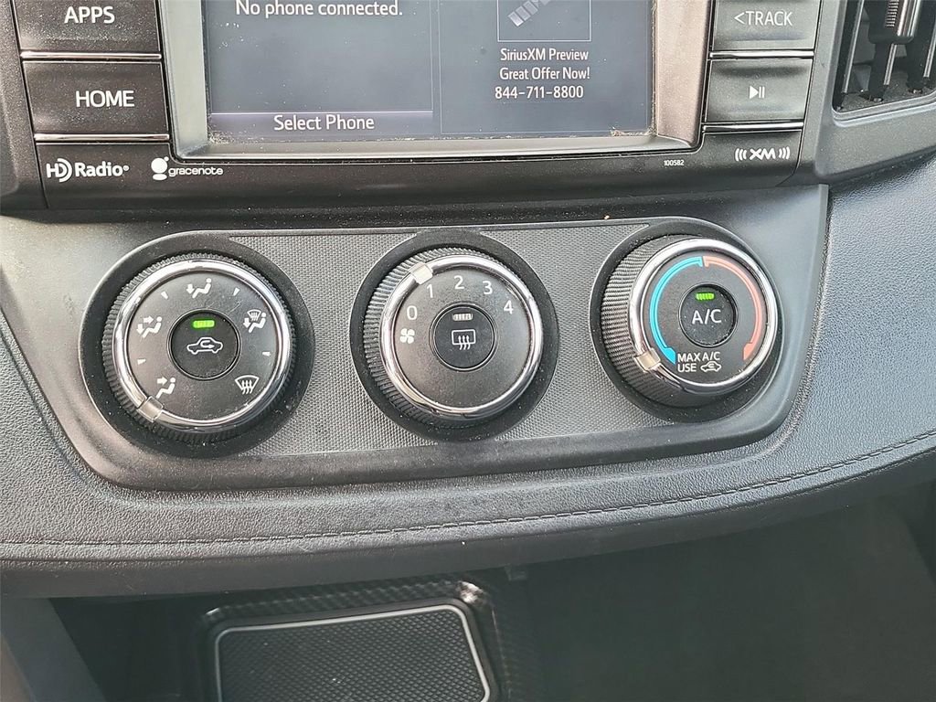 Used 2016 Toyota RAV4 LE image 32