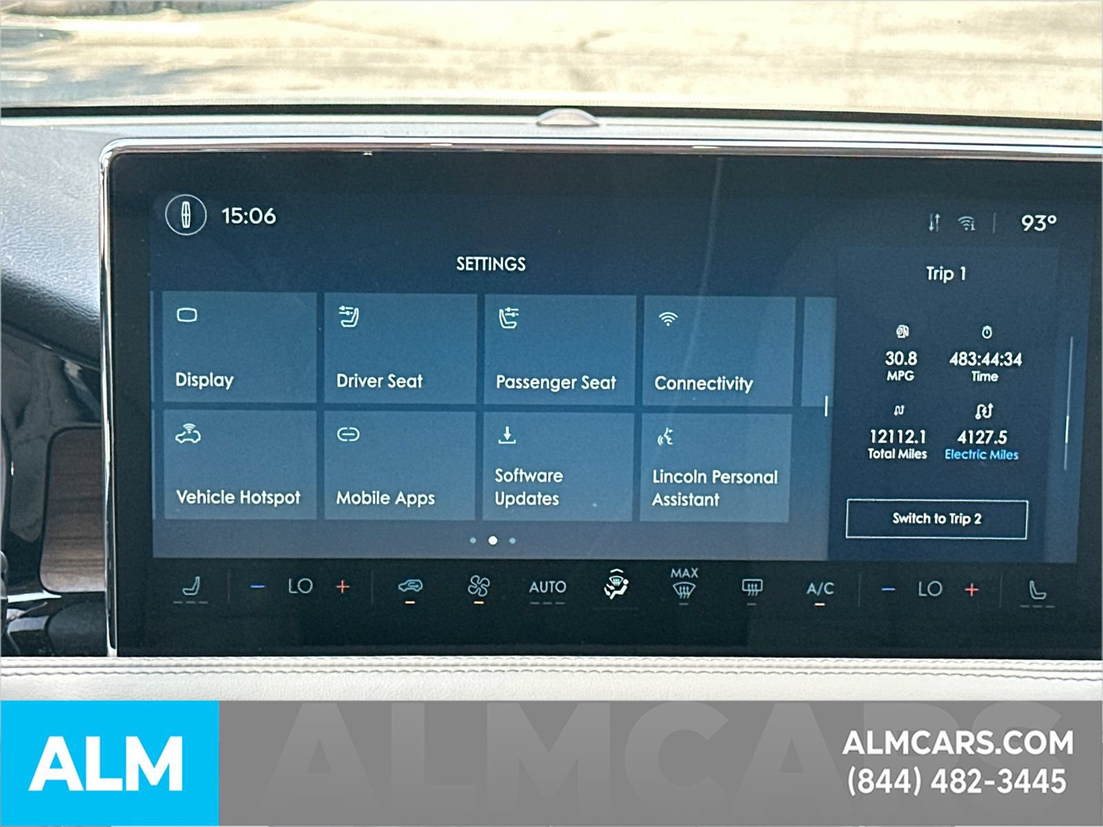 Used 2025 Lincoln Corsair Grand Touring AWD/4WD image 32