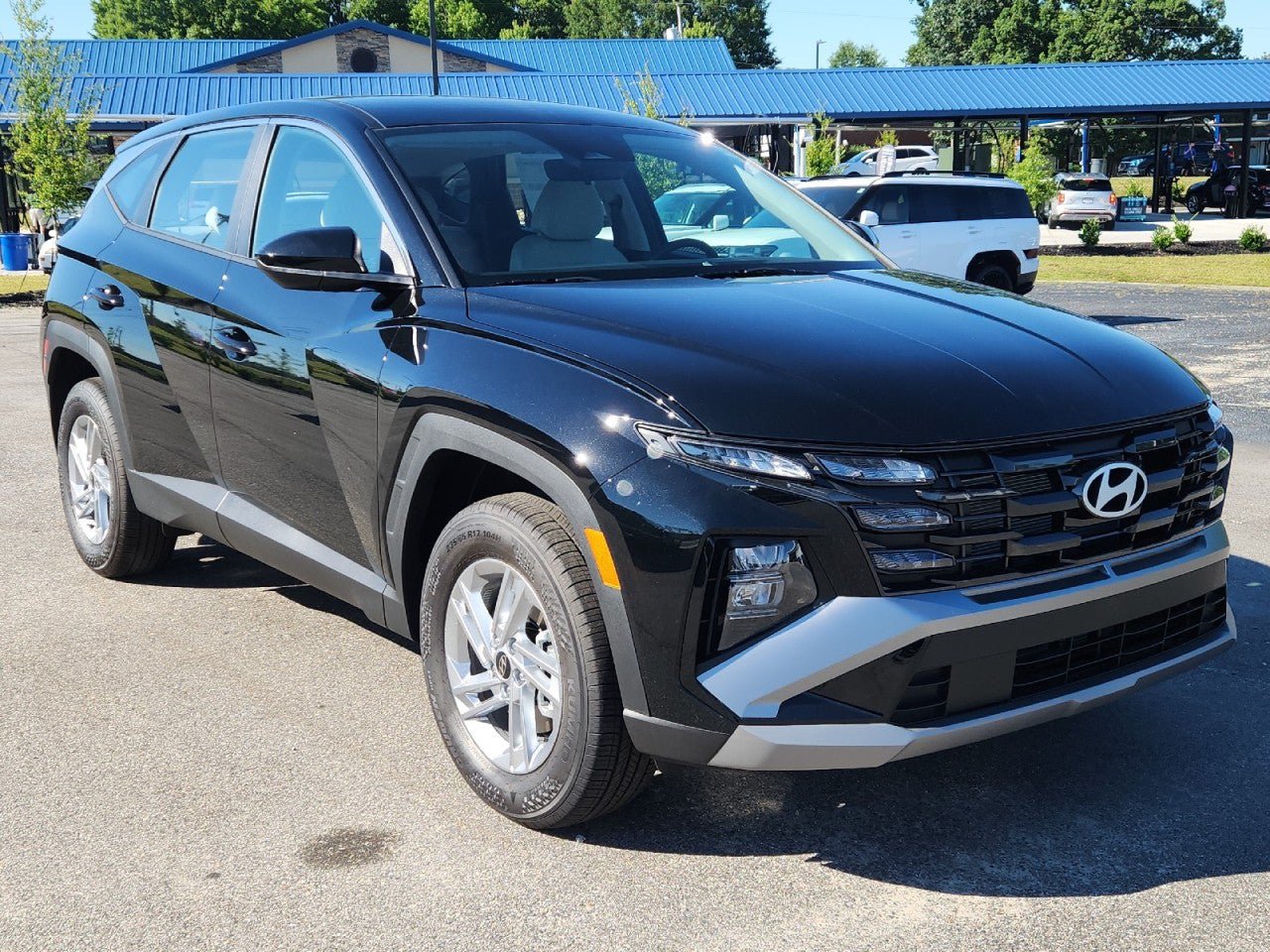New 2026 Hyundai Tucson SE AWD/4WD image 1