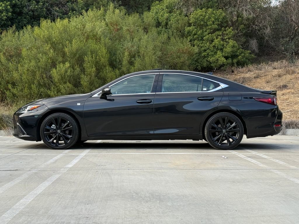 Certified 2024 Lexus ES 300h F Sport w/ Accessory Package (Z1) FWD image 6