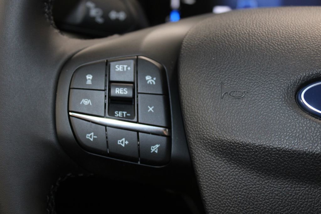 New 2025 Ford Maverick Lariat w/ Black Appearance Package image 32