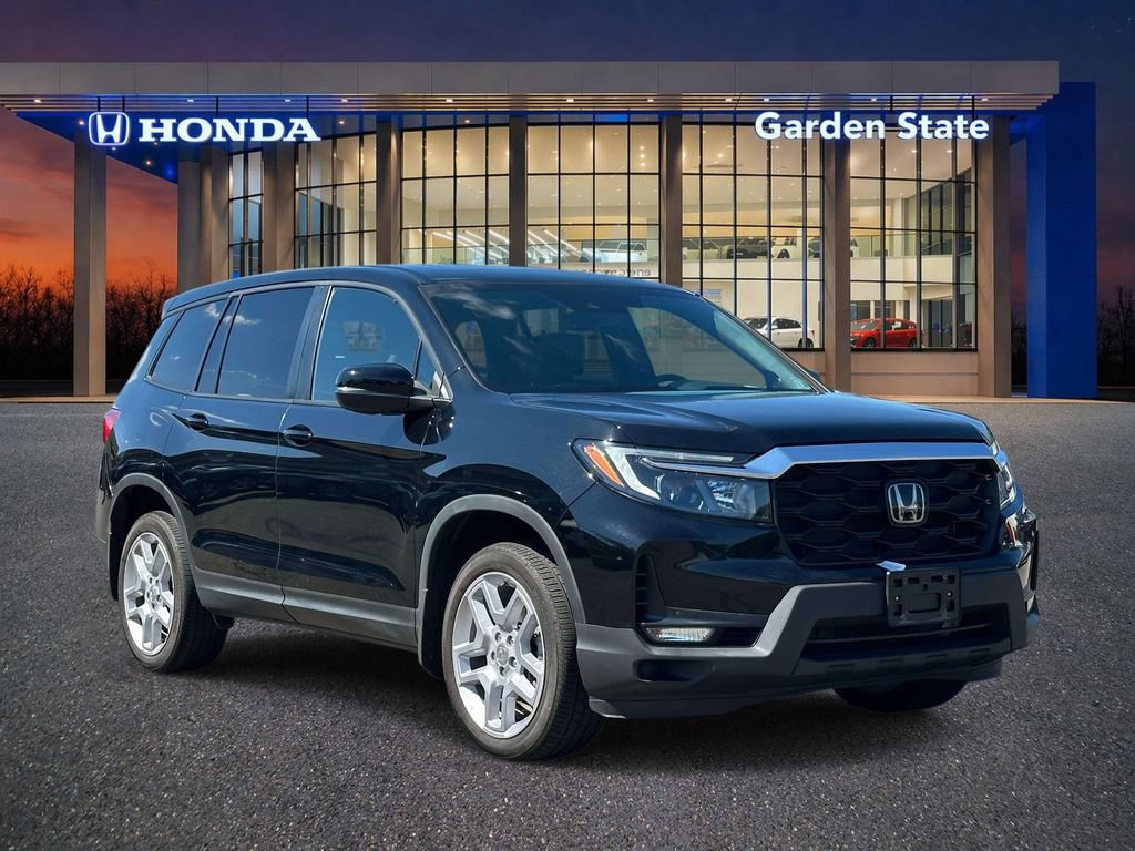 Certified 2024 Honda Passport EX-L image 2