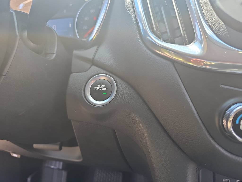 Certified 2023 Chevrolet Equinox LT AWD/4WD image 23