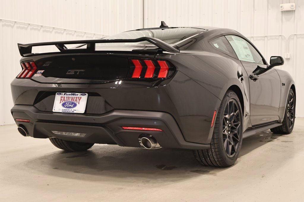 New 2026 Ford Mustang GT Premium w/ GT Performance Package image 8