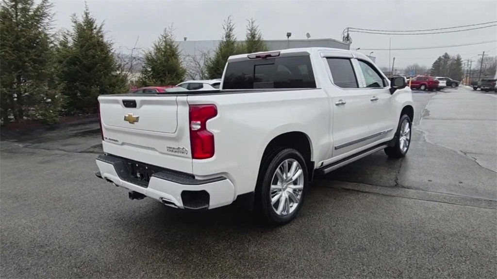 Used 2024 Chevrolet Silverado 1500 High Country image 9