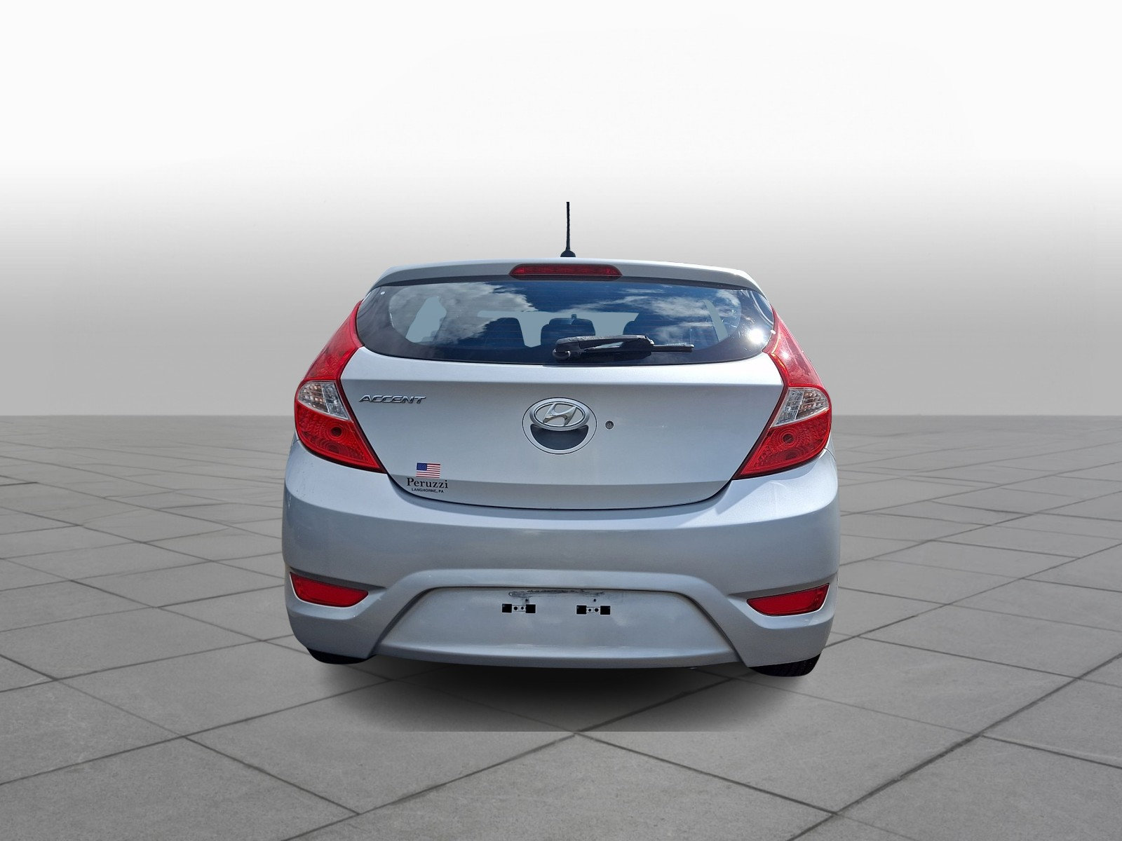 Used 2015 Hyundai Accent GS FWD image 6