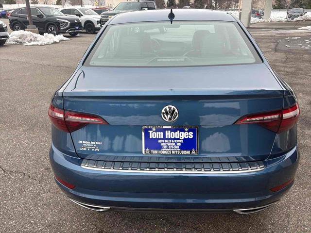 Used 2021 Volkswagen Jetta SEL Premium image 5