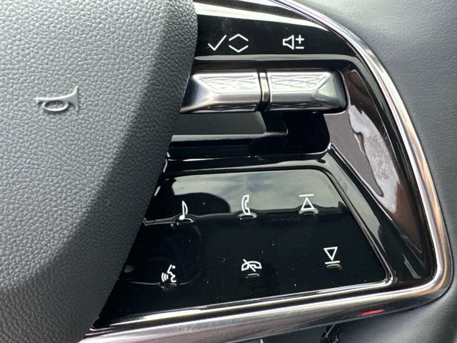 New 2026 Cadillac Lyriq Sport AWD/4WD image 26