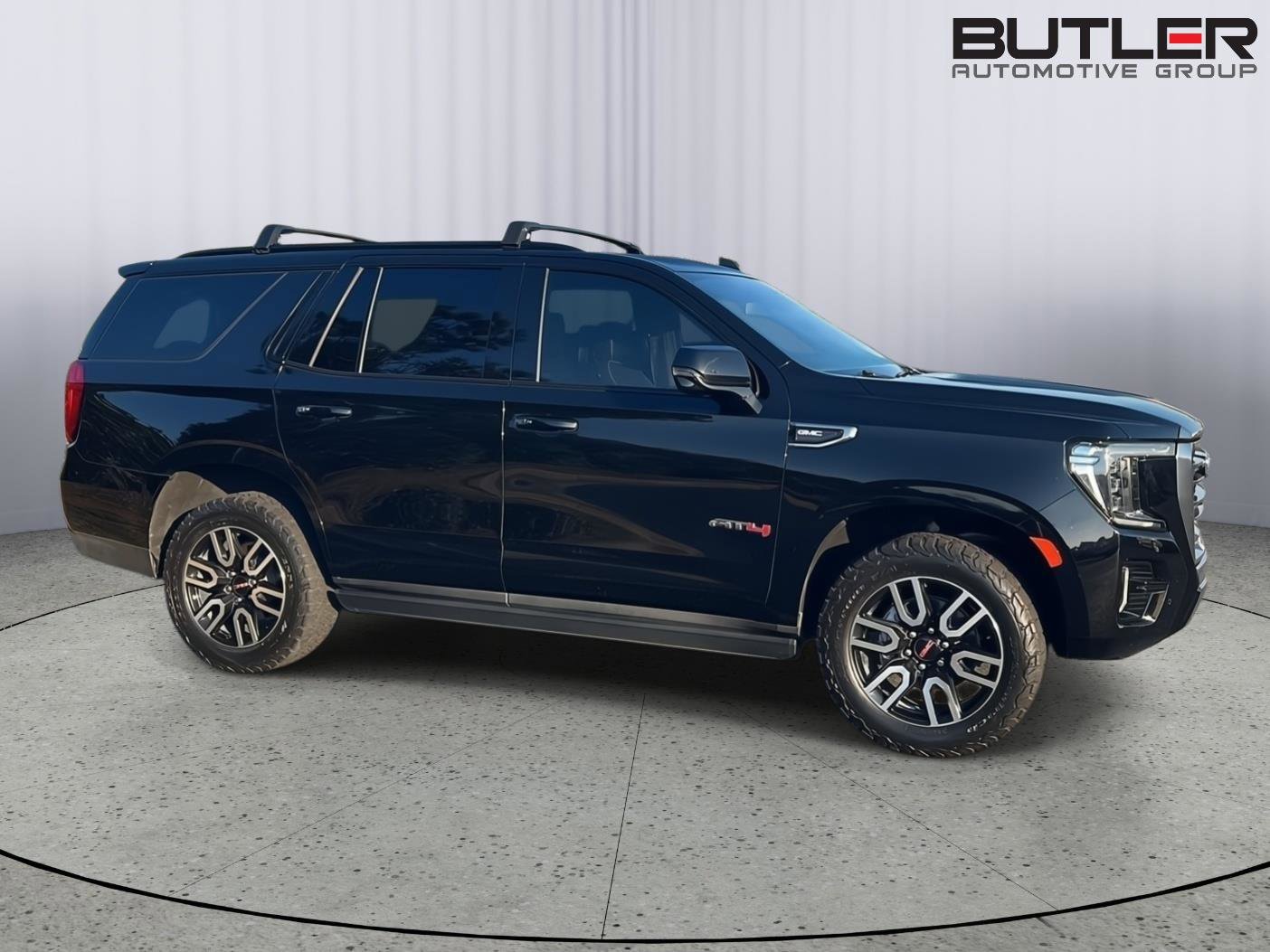 Used 2021 GMC Yukon AT4 w/ AT4 Premium Package image 3