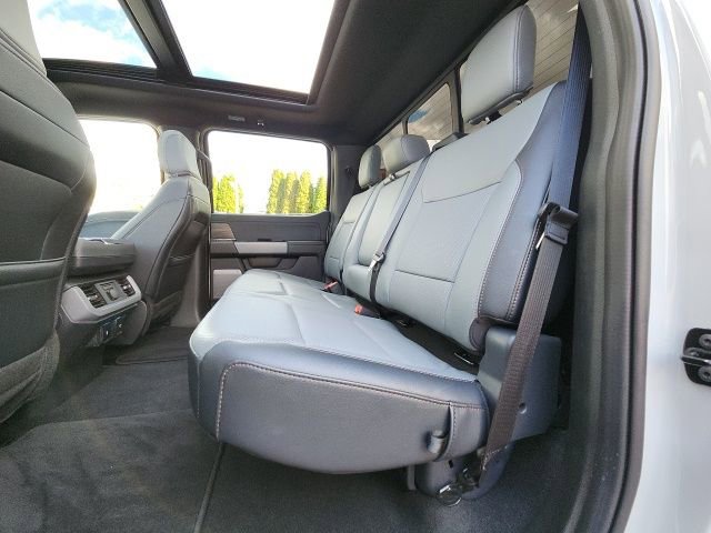 Used 2024 Ford F150 Lightning Lariat image 33