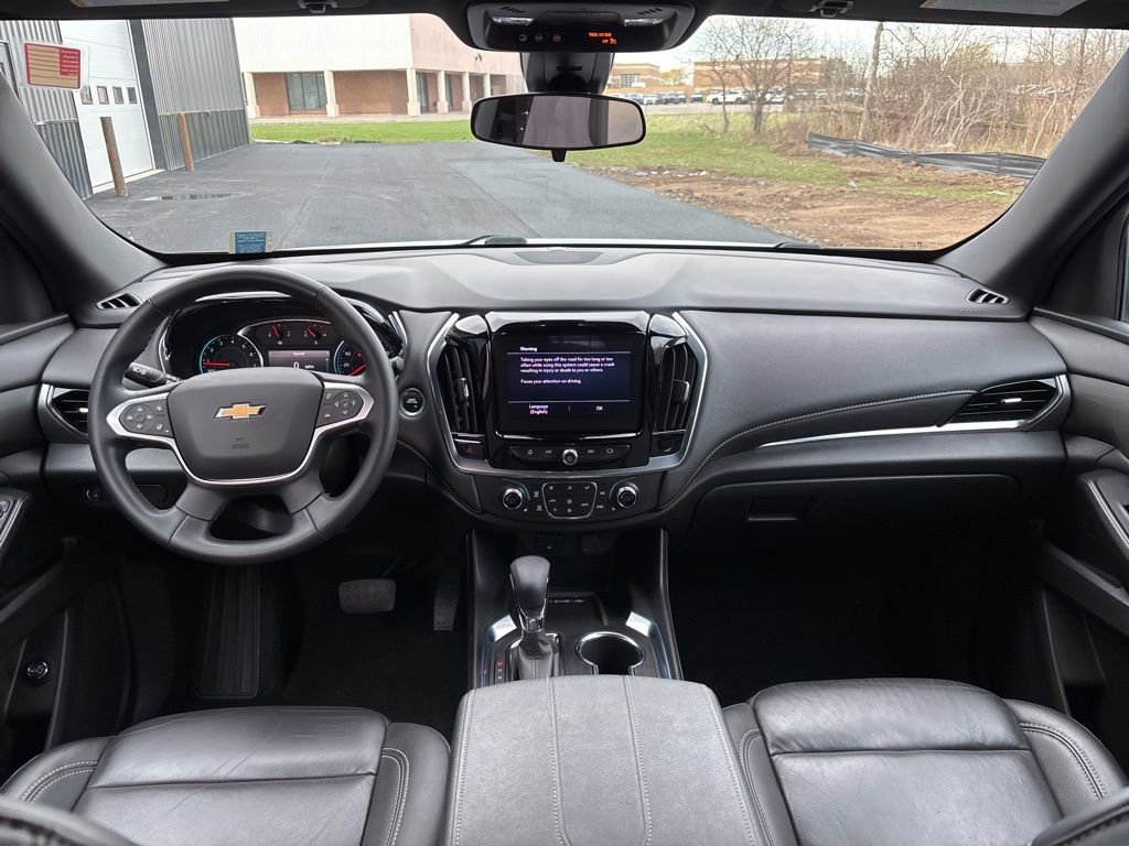 Used 2023 Chevrolet Traverse LT AWD/4WD image 13