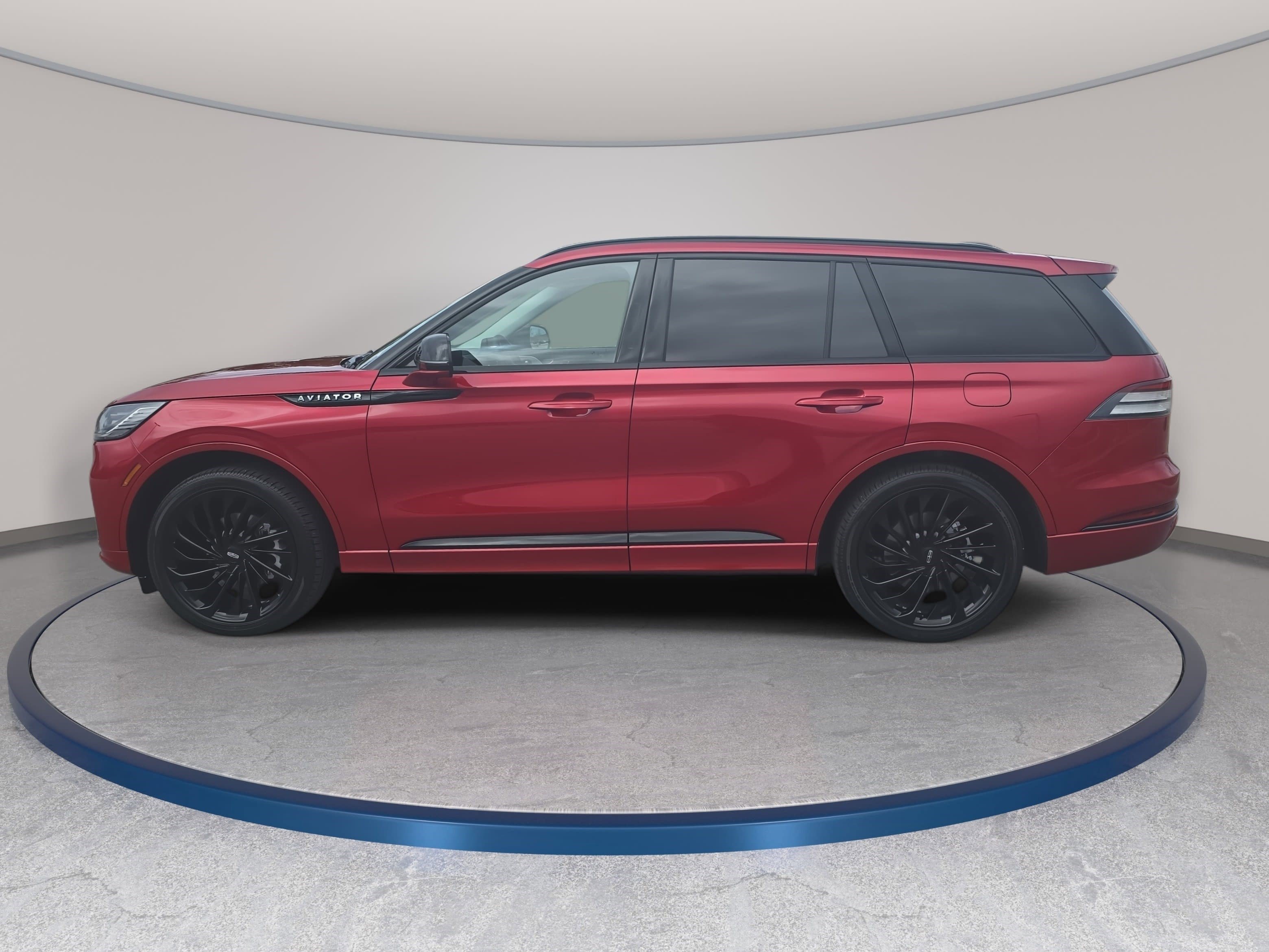 Used 2025 Lincoln Aviator Reserve w/ Equipment Group 201A image 8