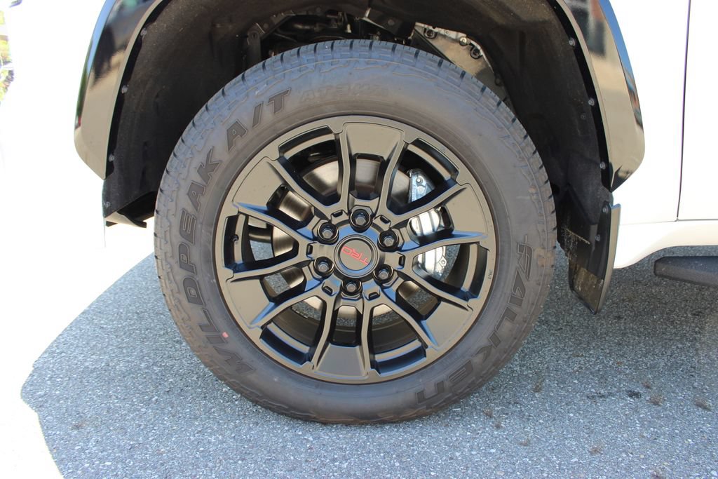 Used 2025 Toyota Tundra 1794 Edition w/ TRD Off-Road Package AWD/4WD image 32