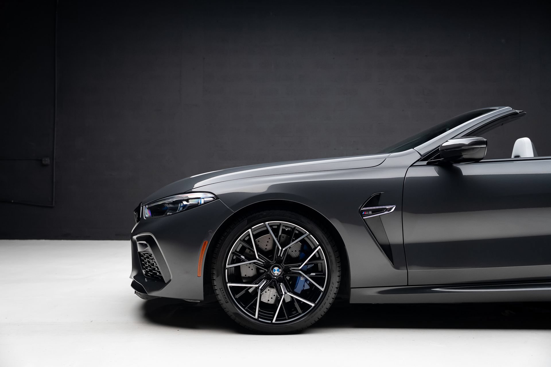 Used 2020 BMW M8 Convertible AWD/4WD image 21