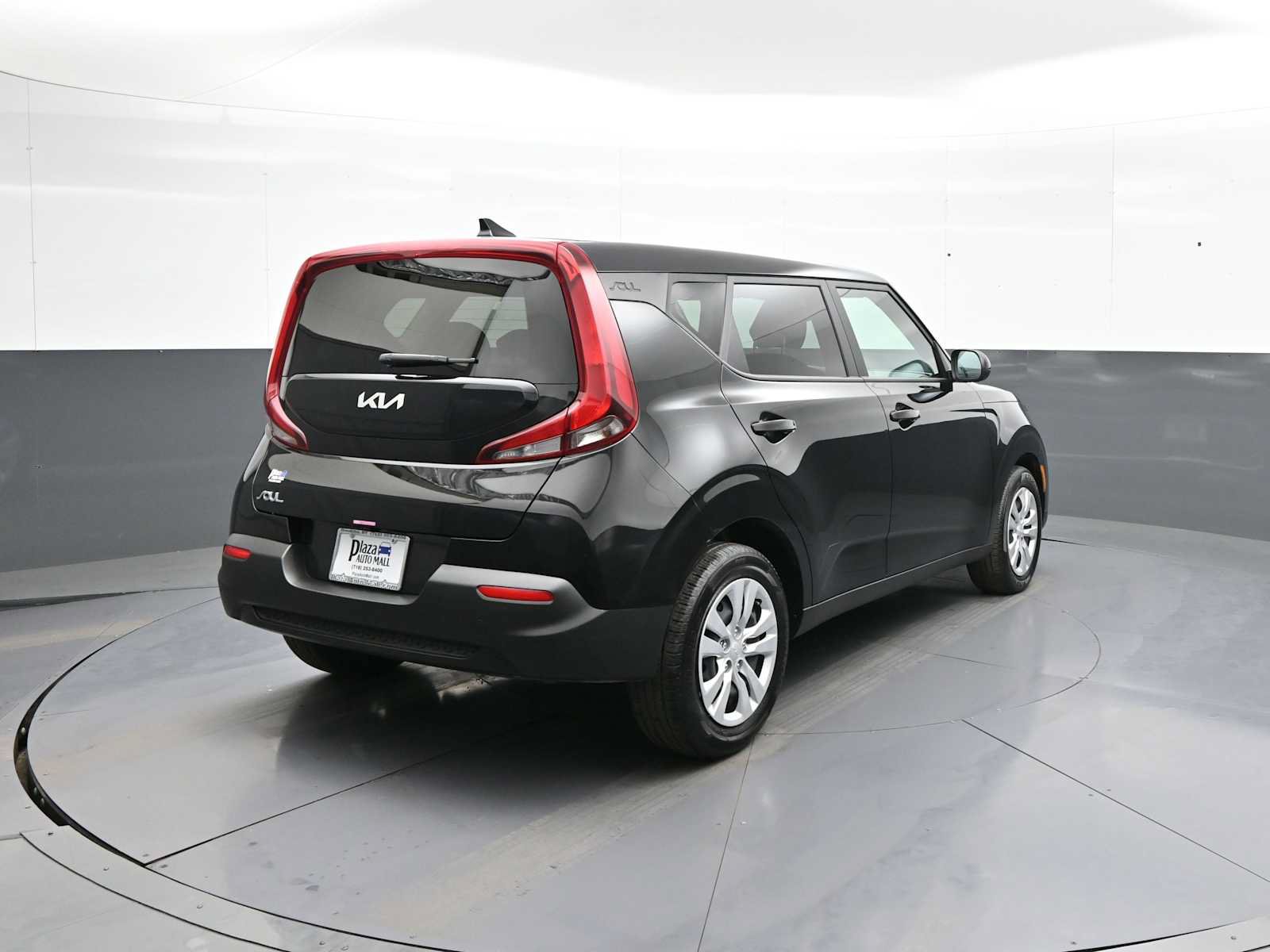 Used 2022 Kia Soul LX FWD image 5