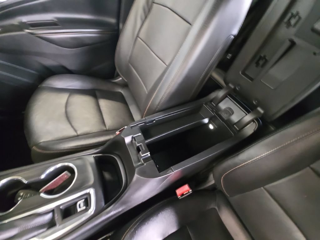 Used 2020 Chevrolet Equinox Premier FWD image 27